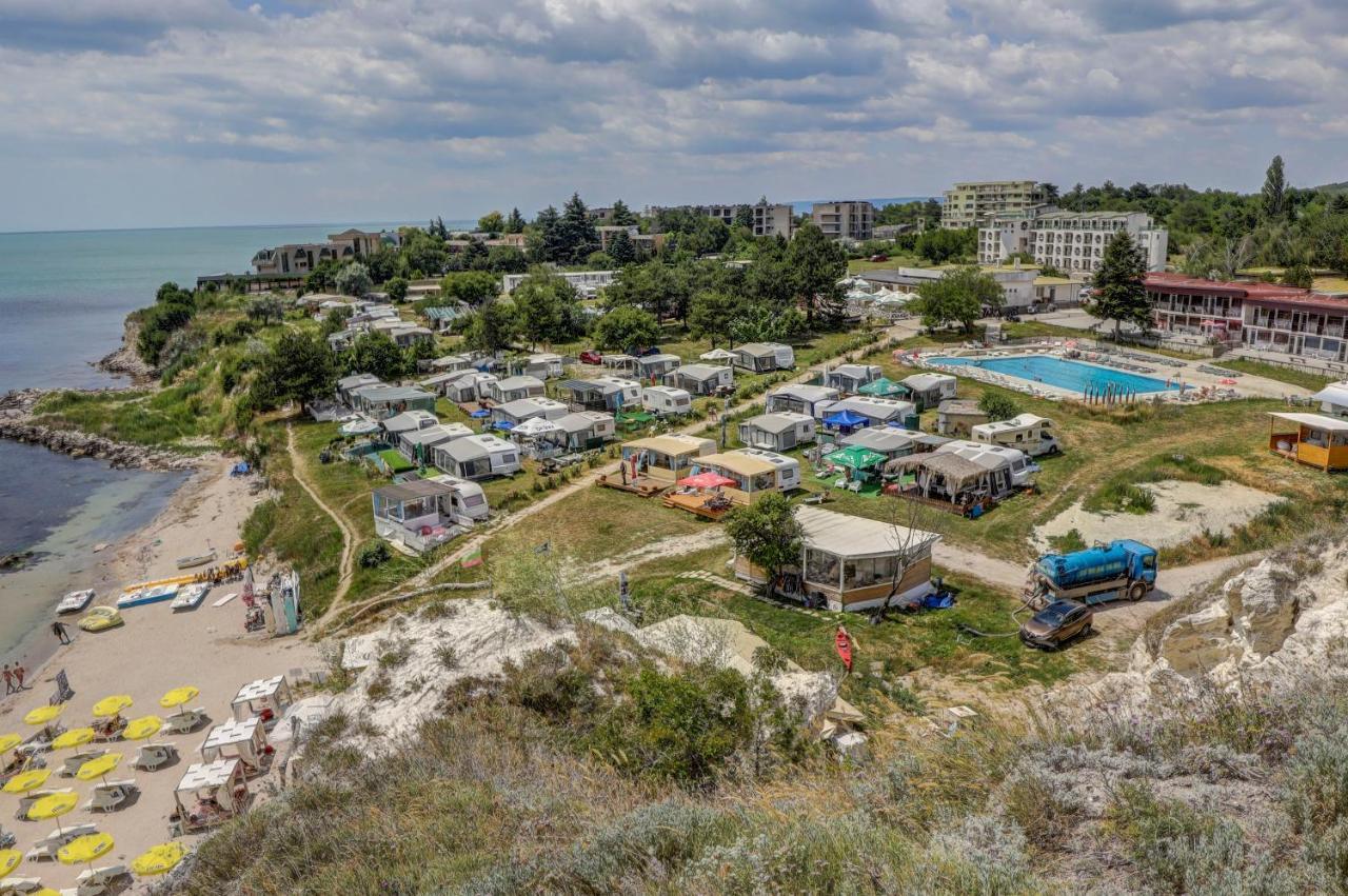 Camping Saint George Topola Eksteriør billede