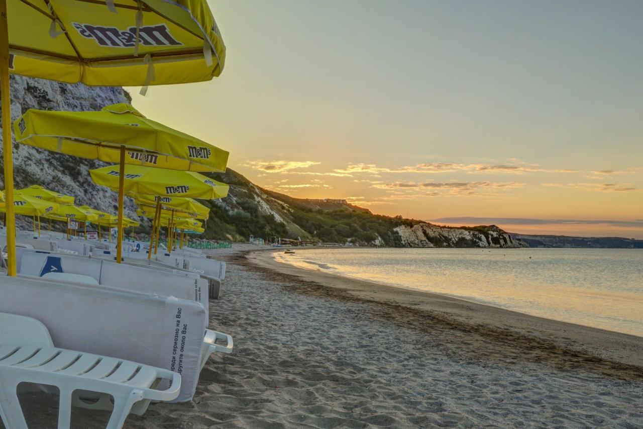 Camping Saint George Topola Eksteriør billede