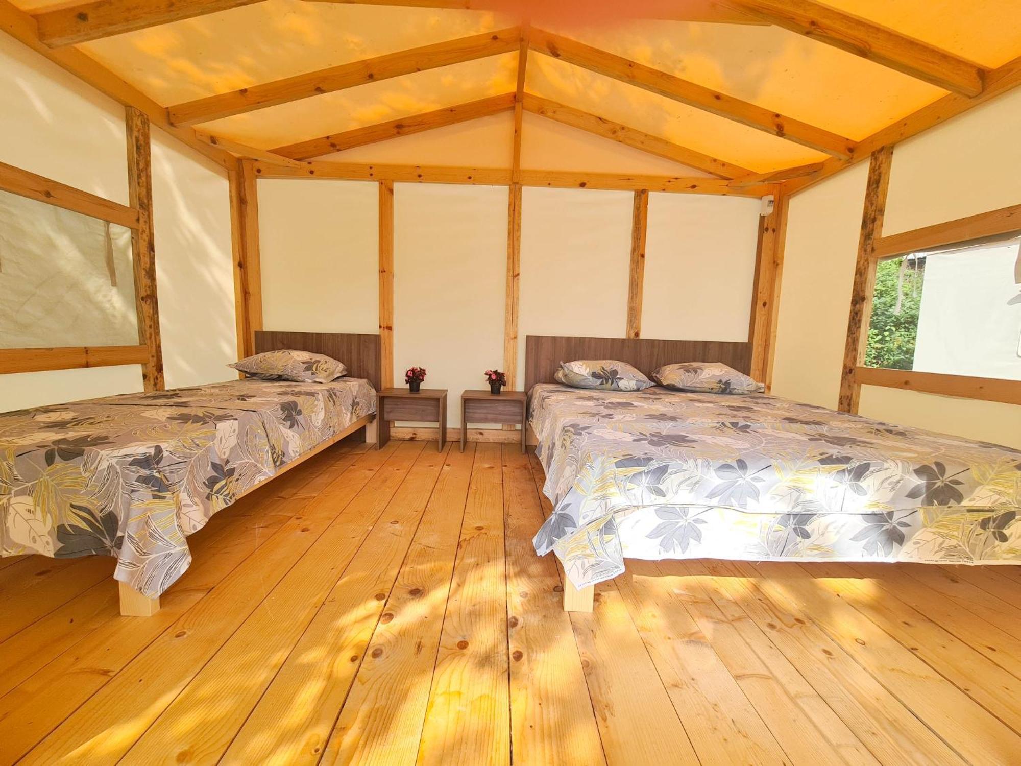 Camping Saint George Topola Eksteriør billede